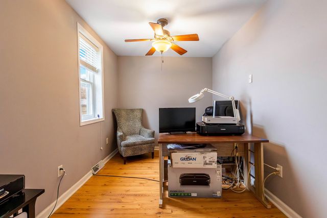 900 Croghan Avenue, Joliet, IL 60436