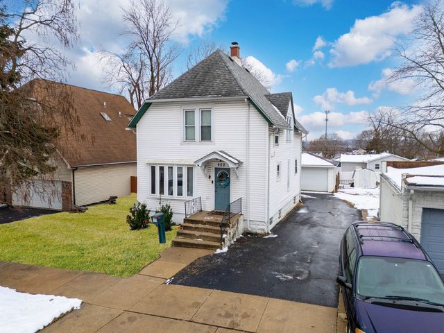 900 Croghan Avenue, Joliet, IL 60436