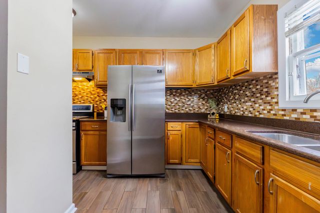 900 Croghan Avenue, Joliet, IL 60436