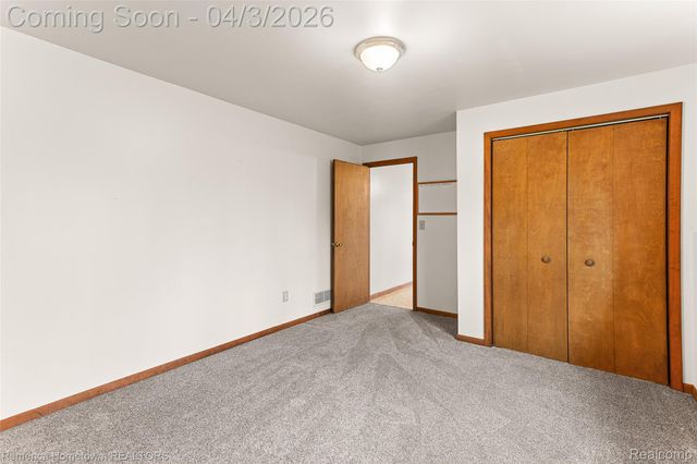 10618 Wolverine Drive, Hamburg Township, MI 48169