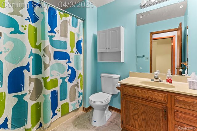 10618 Wolverine Drive, Hamburg Township, MI 48169