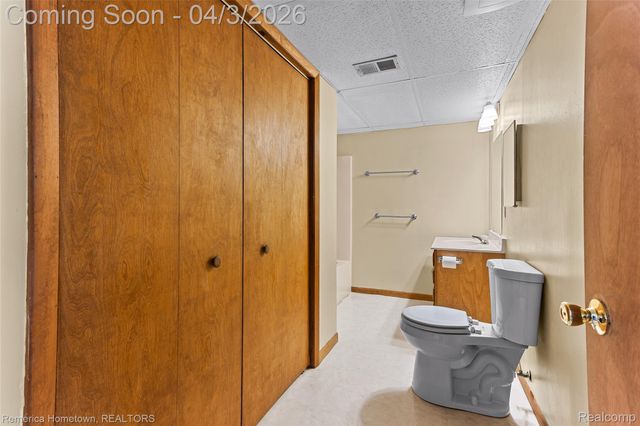 10618 Wolverine Drive, Hamburg Township, MI 48169