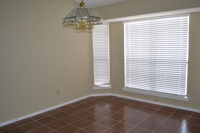 5917 Beckett Drive, Arlington, TX 76017