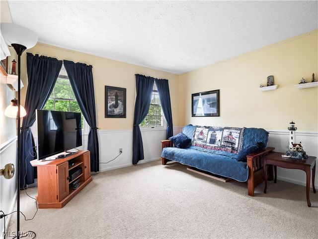 32225 Augusta Drive, Avon Lake, OH 44012
