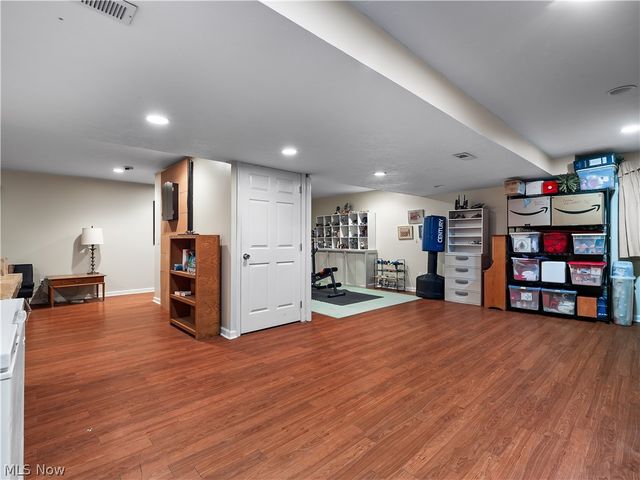 32225 Augusta Drive, Avon Lake, OH 44012