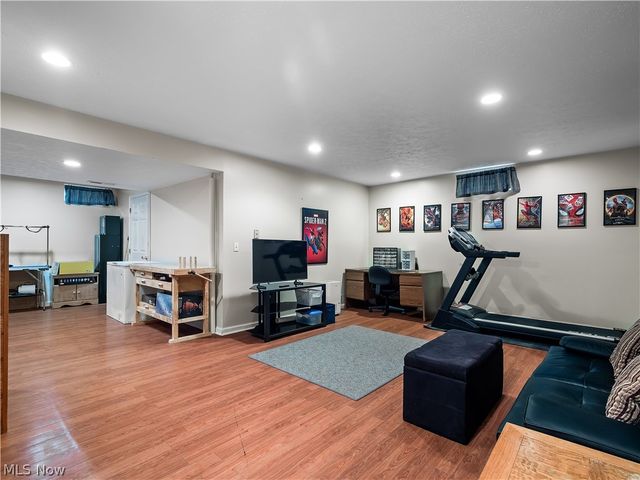 32225 Augusta Drive, Avon Lake, OH 44012