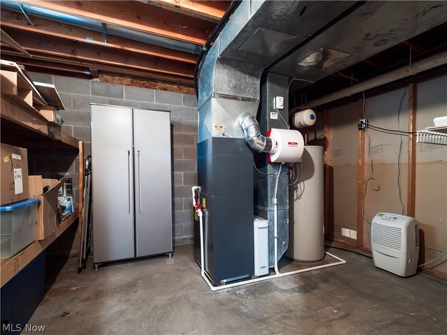 32225 Augusta Drive, Avon Lake, OH 44012