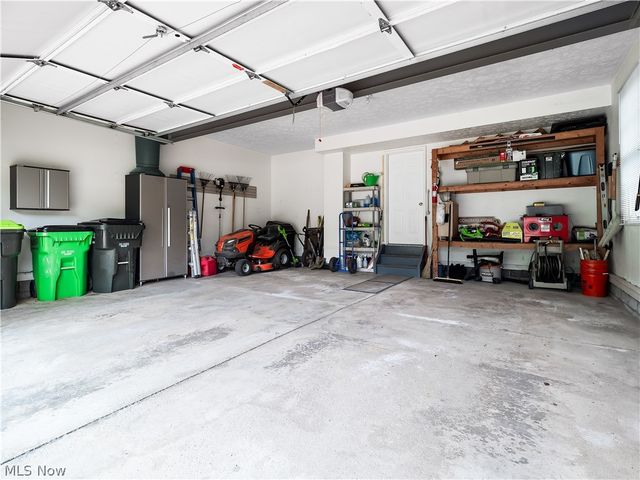 32225 Augusta Drive, Avon Lake, OH 44012