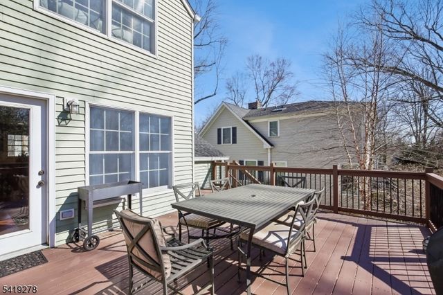 70 Sycamore Ave, Berkeley Heights Twp., NJ 07922