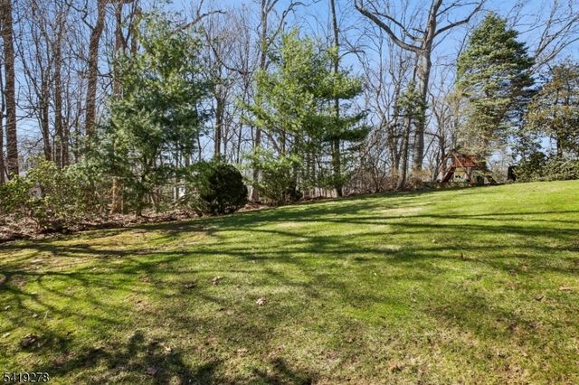 70 Sycamore Ave, Berkeley Heights Twp., NJ 07922