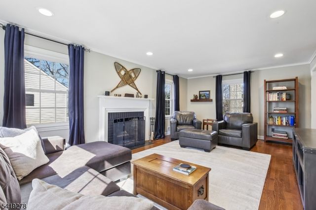 70 Sycamore Ave, Berkeley Heights Twp., NJ 07922