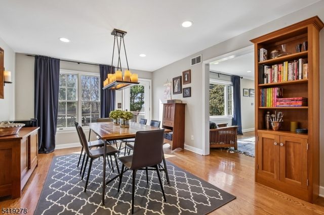 70 Sycamore Ave, Berkeley Heights Twp., NJ 07922