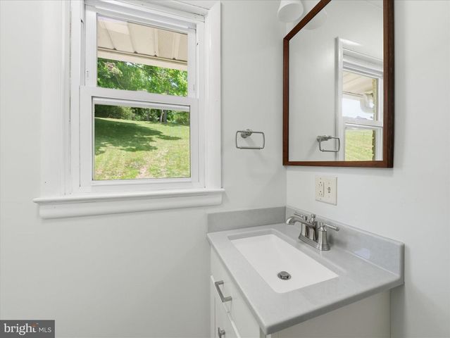 11141 LINCOLN WAY W, Fort Loudon, PA 17224