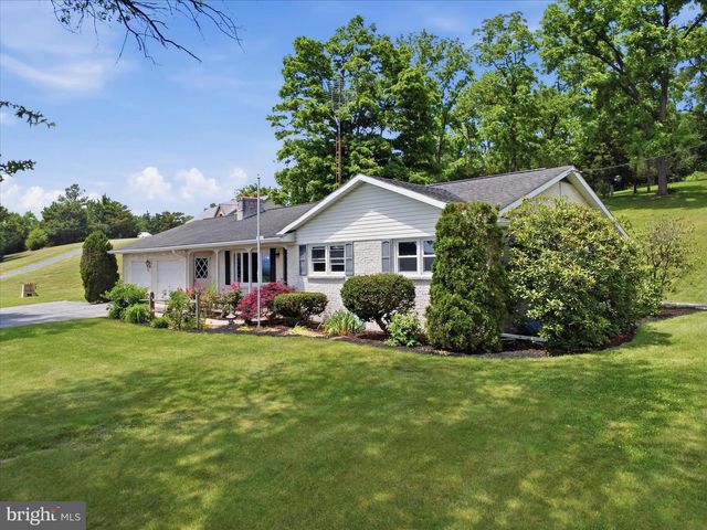 11141 LINCOLN WAY W, Fort Loudon, PA 17224