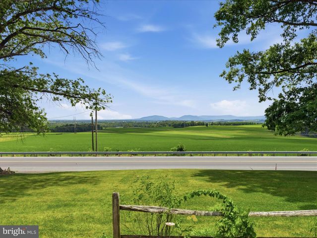 11141 LINCOLN WAY W, Fort Loudon, PA 17224