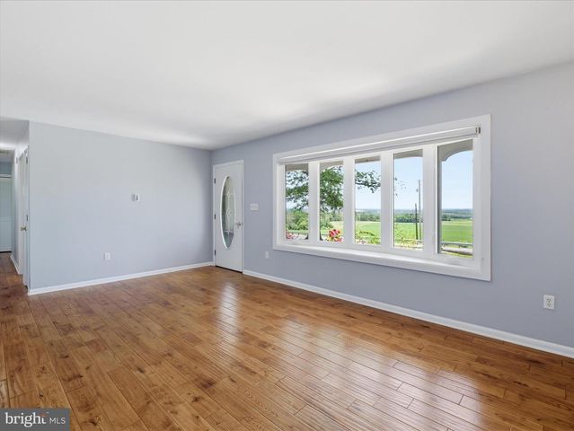 11141 LINCOLN WAY W, Fort Loudon, PA 17224