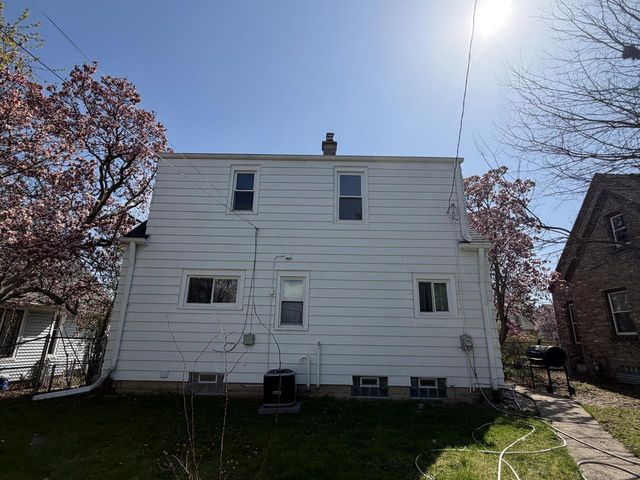 3847 N 55th STREET, Milwaukee, WI 53216