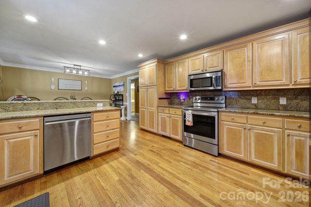 129 Verna Drive, Statesville, NC 28625