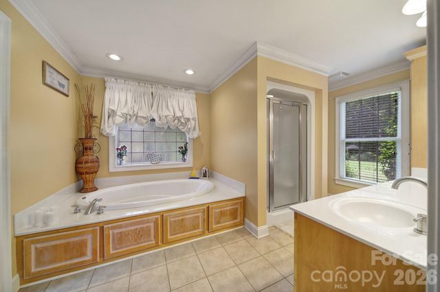 129 Verna Drive, Statesville, NC 28625