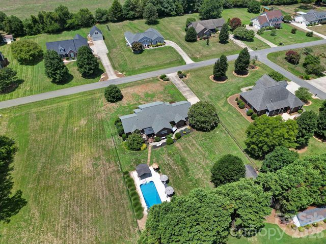 129 Verna Drive, Statesville, NC 28625