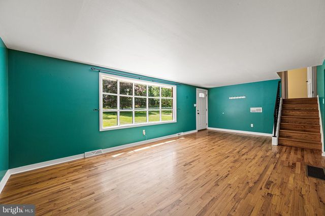 1018 HOPEWELL RD, Downingtown, PA 19335