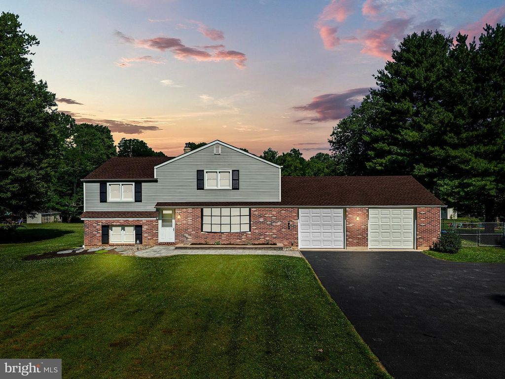 1018 HOPEWELL RD, Downingtown, PA 19335