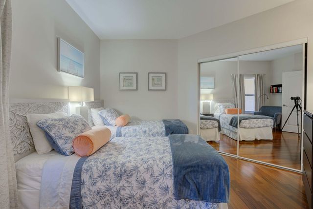 500 Uno Lago Drive 404, Juno Beach, FL 33408