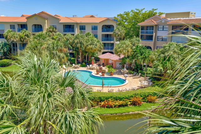 500 Uno Lago Drive 404, Juno Beach, FL 33408