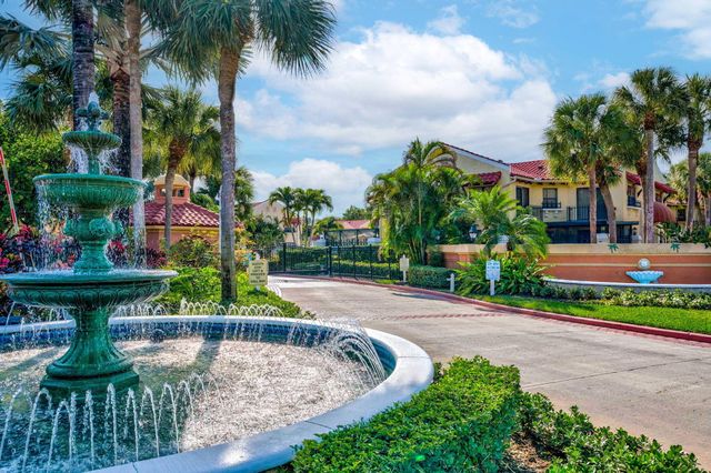 500 Uno Lago Drive 404, Juno Beach, FL 33408