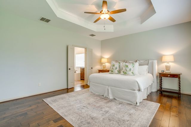 3936 Brookdale Road, Benbrook, TX 76116