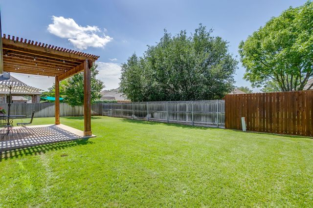 3936 Brookdale Road, Benbrook, TX 76116
