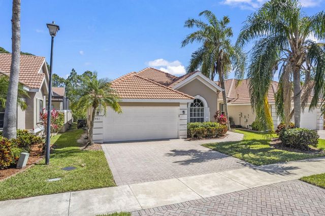 861 SW Munjack Circle, Port St. Lucie, FL 34986