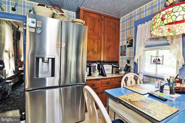 105 EAST BAY AVENUE, Manahawkin, NJ 08050