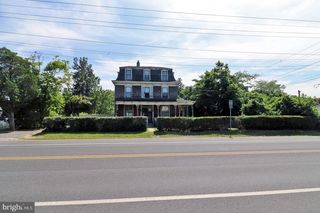 105 EAST BAY AVENUE, Manahawkin, NJ 08050
