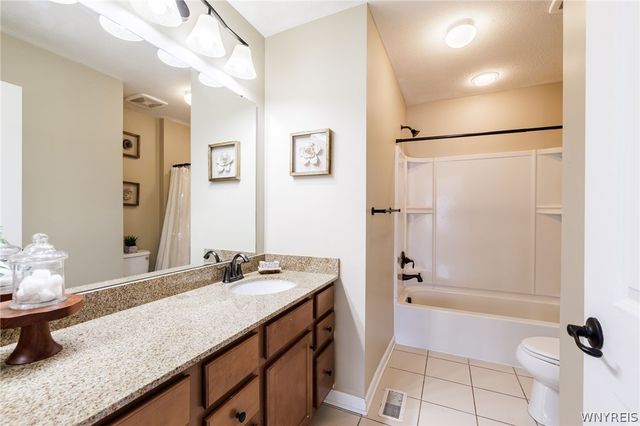 3 Willow Bridge Trail, Penfield, NY 14526