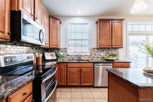 3 Willow Bridge Trail, Penfield, NY 14526