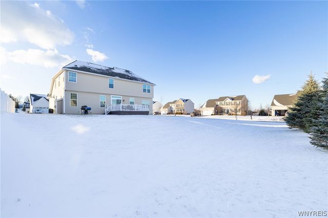 3 Willow Bridge Trail, Penfield, NY 14526