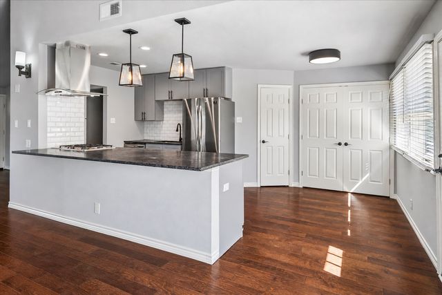 907 Melrose Drive, Richardson, TX 75080