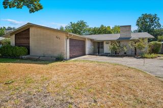 907 Melrose Drive, Richardson, TX 75080