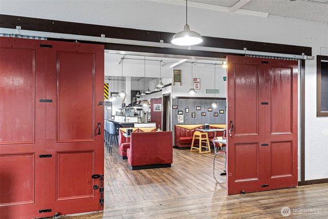 15310 1st Avenue S, Burien, WA 98148