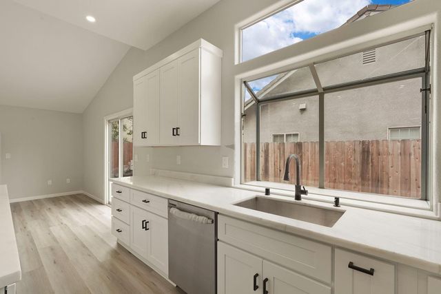 9673 Twin Creeks Ave, Stockton, CA 95219