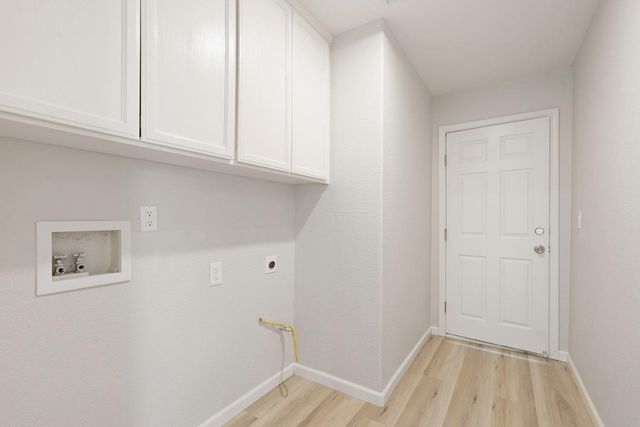 9673 Twin Creeks Ave, Stockton, CA 95219