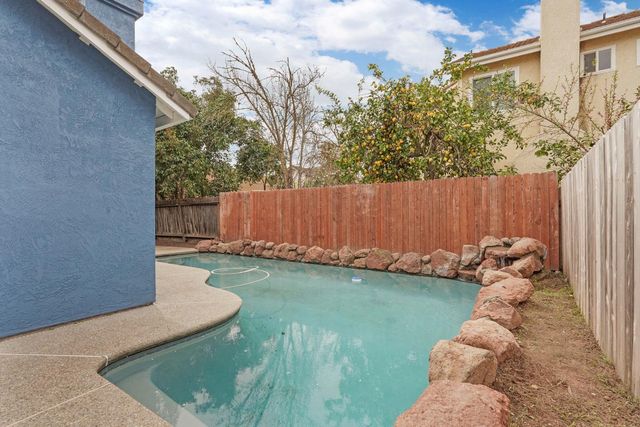 9673 Twin Creeks Ave, Stockton, CA 95219