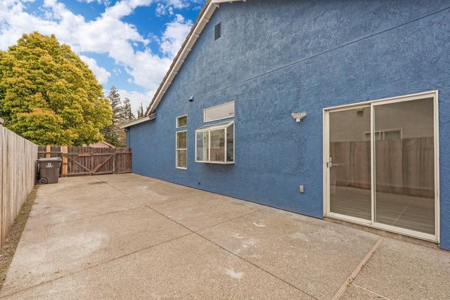 9673 Twin Creeks Ave, Stockton, CA 95219