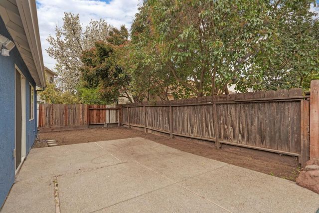 9673 Twin Creeks Ave, Stockton, CA 95219