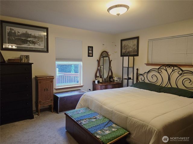 632 W Summer Breeze Lane, Sequim, WA 98382