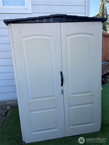 632 W Summer Breeze Lane, Sequim, WA 98382