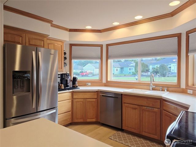 632 W Summer Breeze Lane, Sequim, WA 98382