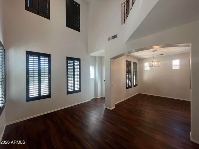 1757 S VOYAGER Drive, Gilbert, AZ 85295