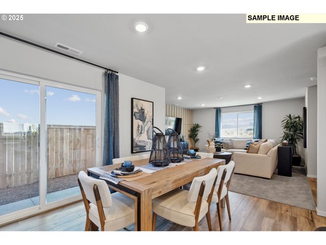 728 Merriott Lane, Woodburn, OR 97071